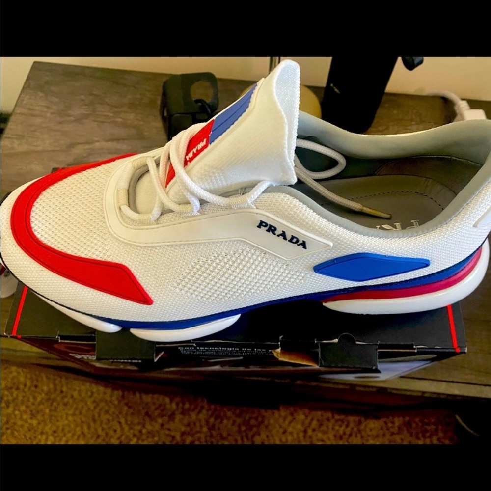 Men’s shoes